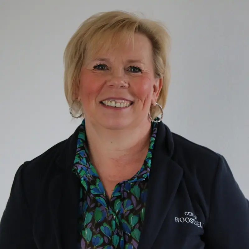 Sandrine Freund secrétaire centre roosevelt